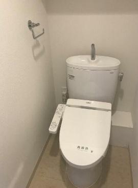 中央区新川１丁目のマンション