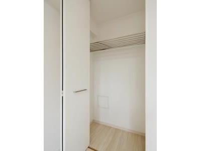 港区三田１丁目のマンション