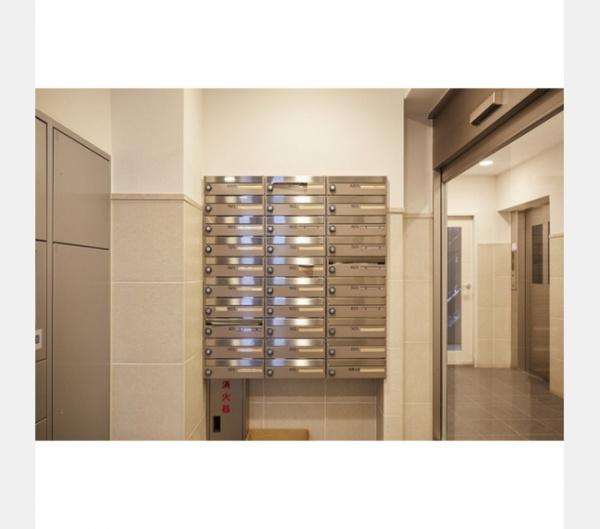 中央区日本橋本町１丁目のマンション