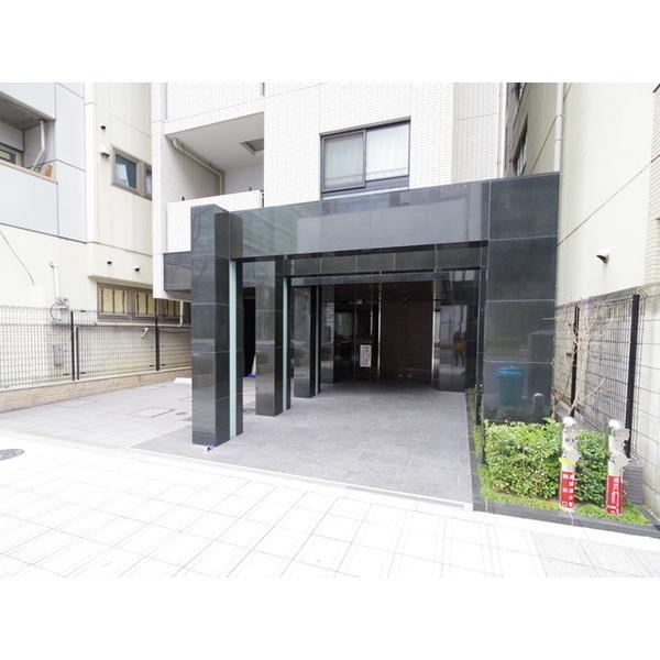 中央区日本橋本町４丁目のマンション