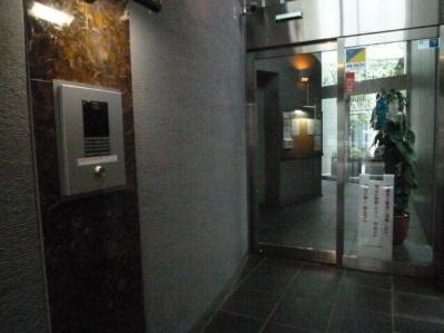 世田谷区三軒茶屋２丁目のマンション