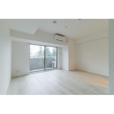 新宿区市谷本村町のマンション