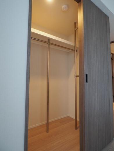 中野区中野４丁目のマンション