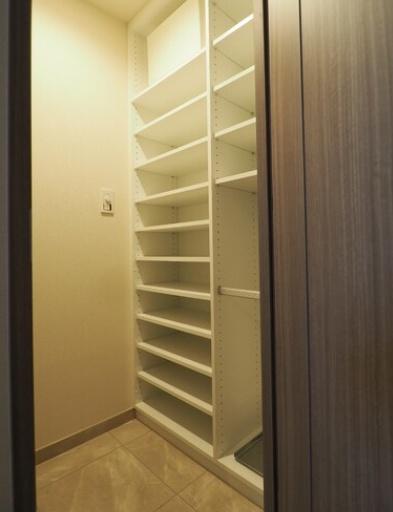 中野区中野４丁目のマンション