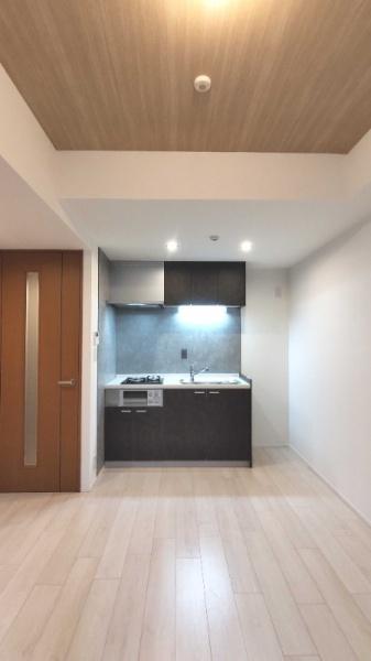 中央区新川２丁目のマンション