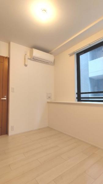 中央区新川２丁目のマンション