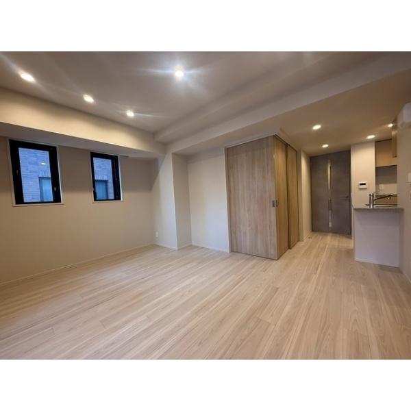 千代田区麹町３丁目のマンション