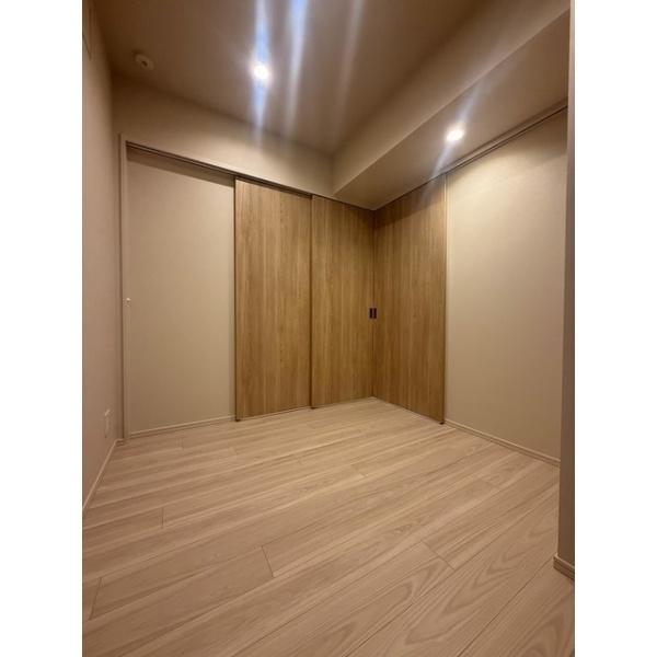 千代田区麹町３丁目のマンション