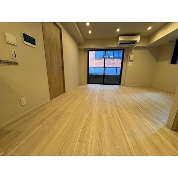 千代田区麹町３丁目のマンション
