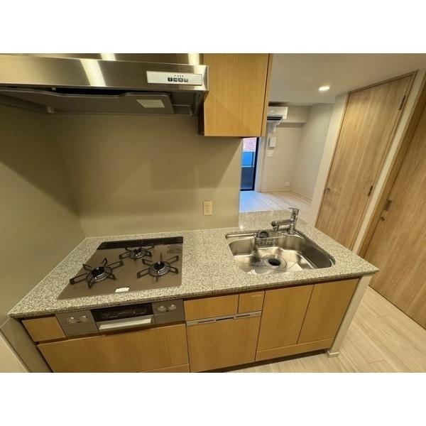 千代田区麹町３丁目のマンション