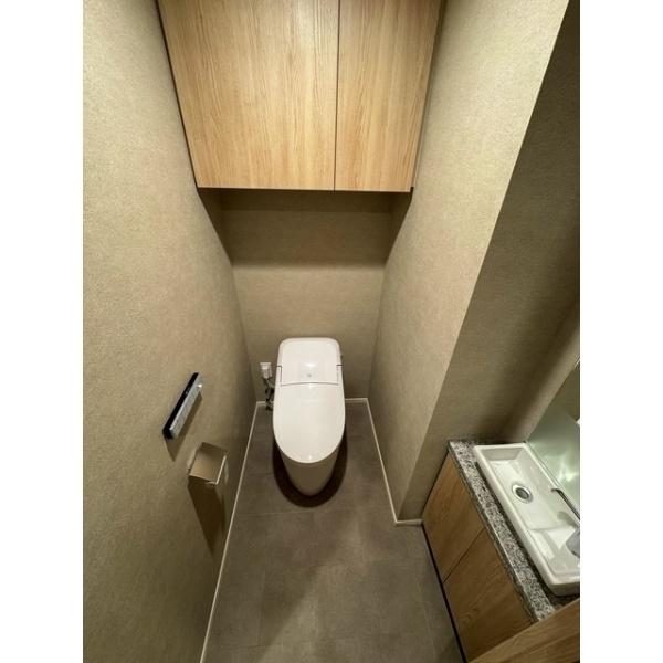 千代田区麹町３丁目のマンション