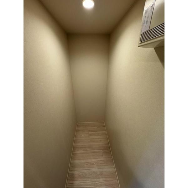 千代田区麹町３丁目のマンション
