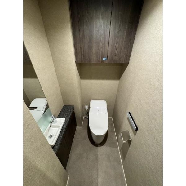 千代田区麹町３丁目のマンション
