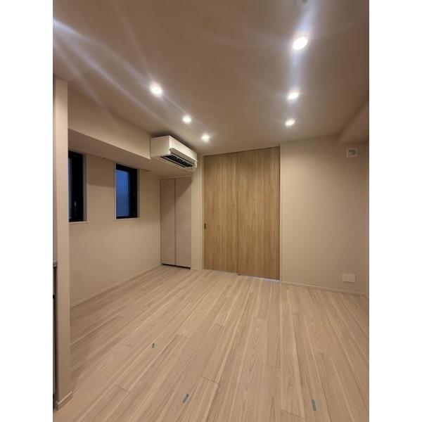 千代田区麹町３丁目のマンション