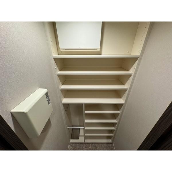 千代田区麹町３丁目のマンション
