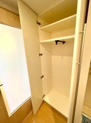 世田谷区三軒茶屋１丁目のマンション
