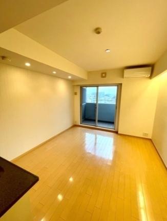 世田谷区三軒茶屋１丁目のマンション