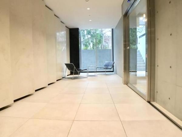 港区赤坂４丁目のマンション
