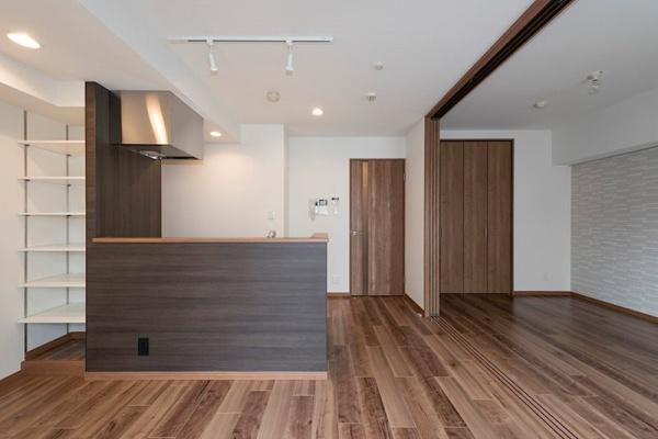 港区赤坂６丁目のマンション