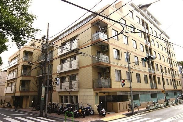 港区赤坂6丁目のマンション