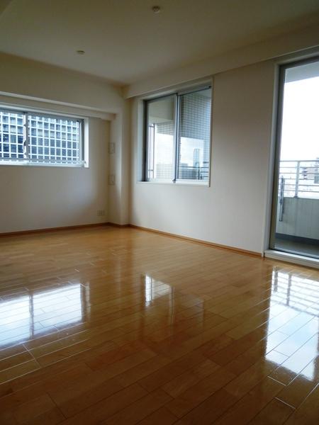 港区赤坂６丁目のマンション