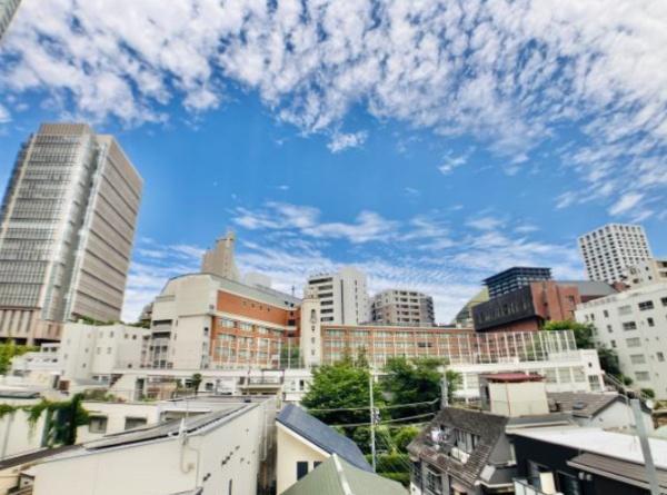 港区赤坂４丁目のマンション