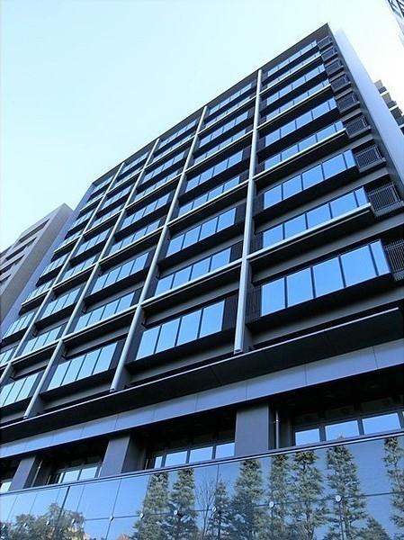 新宿区市谷本村町のマンション