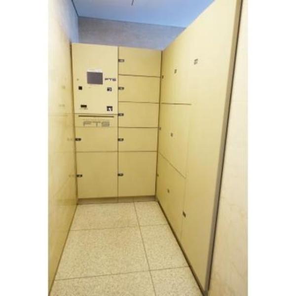 中野区本町１丁目のマンション