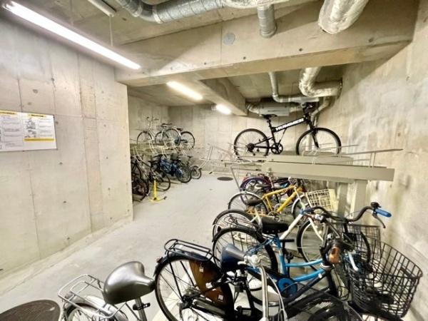 港区赤坂９丁目のマンション