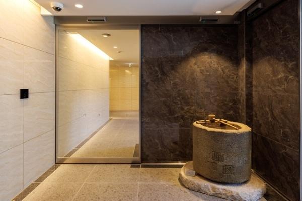 文京区千駄木３丁目のマンション