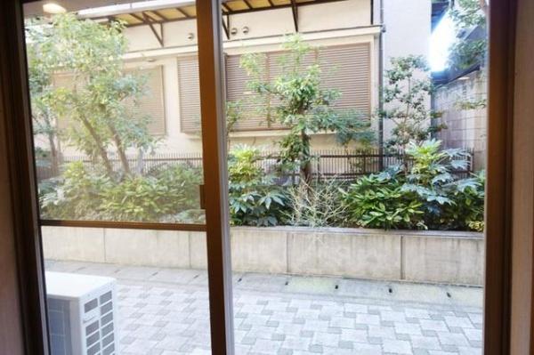 渋谷区代々木４丁目のマンション