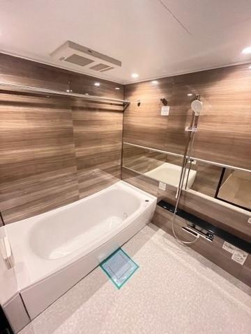 港区三田１丁目のマンション