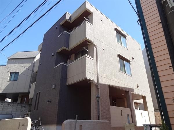 渋谷区東３丁目のマンション