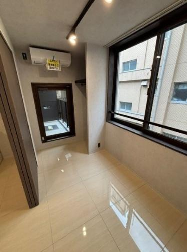 港区赤坂２丁目のマンション