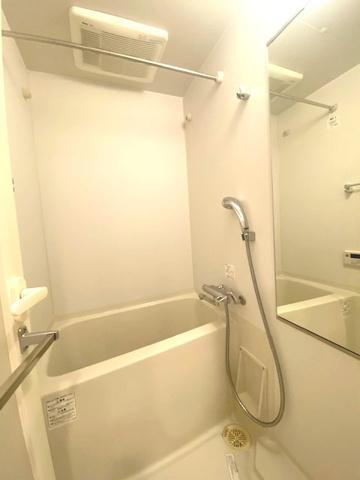 中央区新川１丁目のマンション