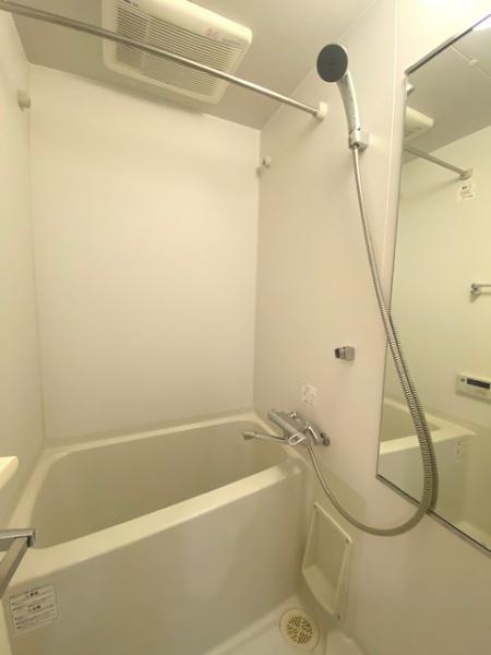 中央区新川１丁目のマンション