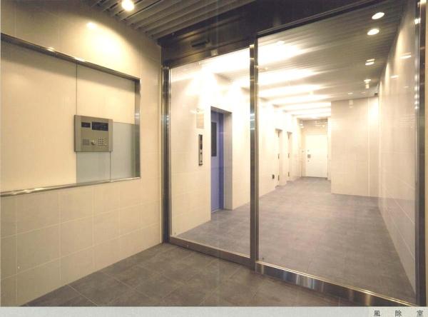 中央区新川１丁目のマンション