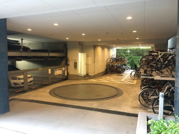 中央区新川１丁目のマンション