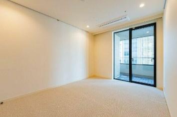 港区六本木１丁目のマンション