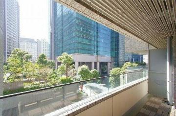 港区六本木１丁目のマンション