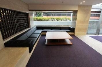 新宿区市谷田町３丁目のマンション
