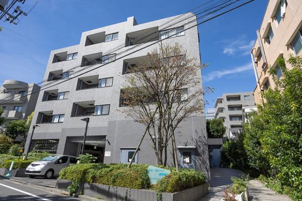 新宿区西早稲田2丁目のマンション