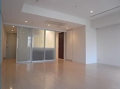 港区東新橋２丁目のマンション