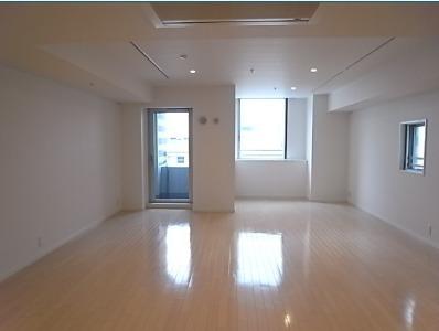 港区東新橋２丁目のマンション