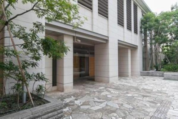 港区白金１丁目のマンション