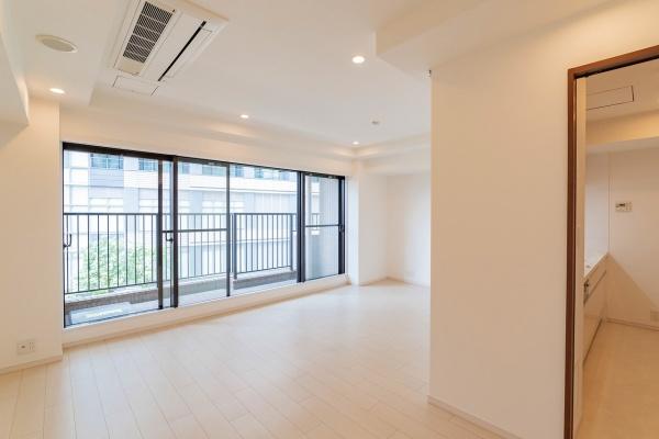 港区六本木１丁目のマンション