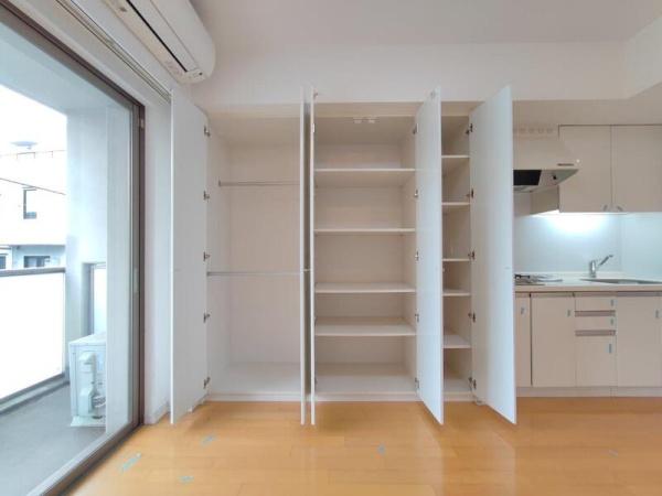 渋谷区神宮前３丁目のマンション