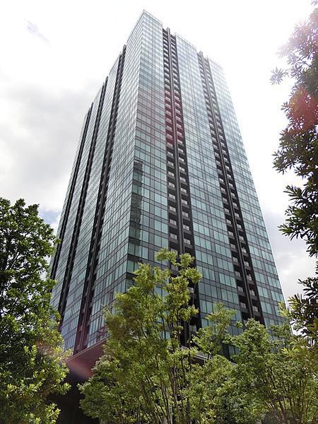 港区三田１丁目のマンション
