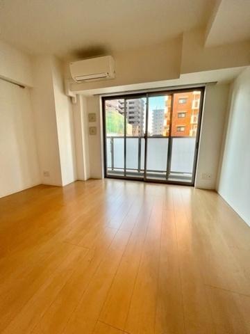 港区三田５丁目のマンション