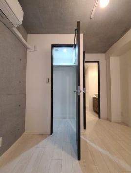 目黒区上目黒３丁目のマンション